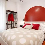 Family With 2br Near Vatican