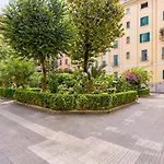 Family With 2br Near Vatican