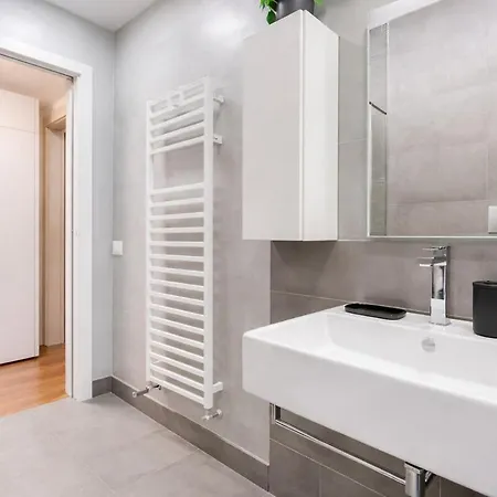 Apartman Family With 2br Near Vatican Róma